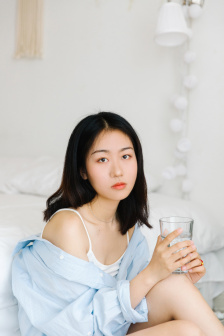艳女伦交电影